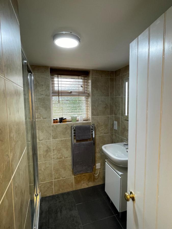 Ground Floor Garden Cottage, Near Stonehenge Holiday home *